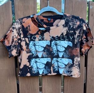 Torri Kelly Cropped TShirt, Bleached Tee Shorty Size Medium